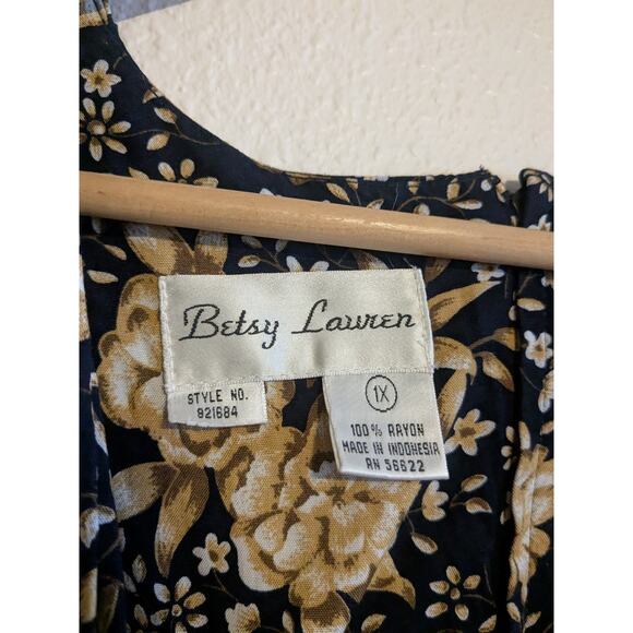 Betsey Lauren Vintage black and gold buttoned floral romper size 1X‎ - Picture 2 of 9